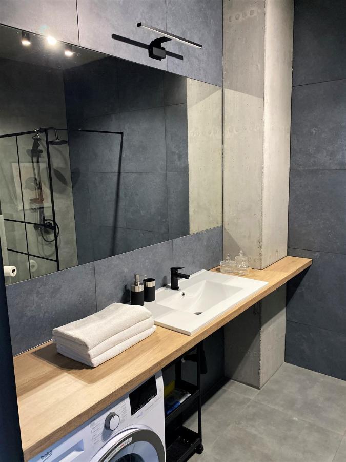 Apartament City Spa - Sokolska 30 Towers Katowice Bagian luar foto